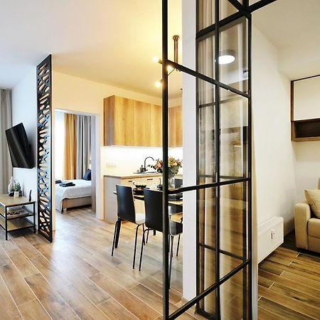 Apartament Za Swierkami 6 Osob , 3 Pokoje 코워브제크 외부 사진
