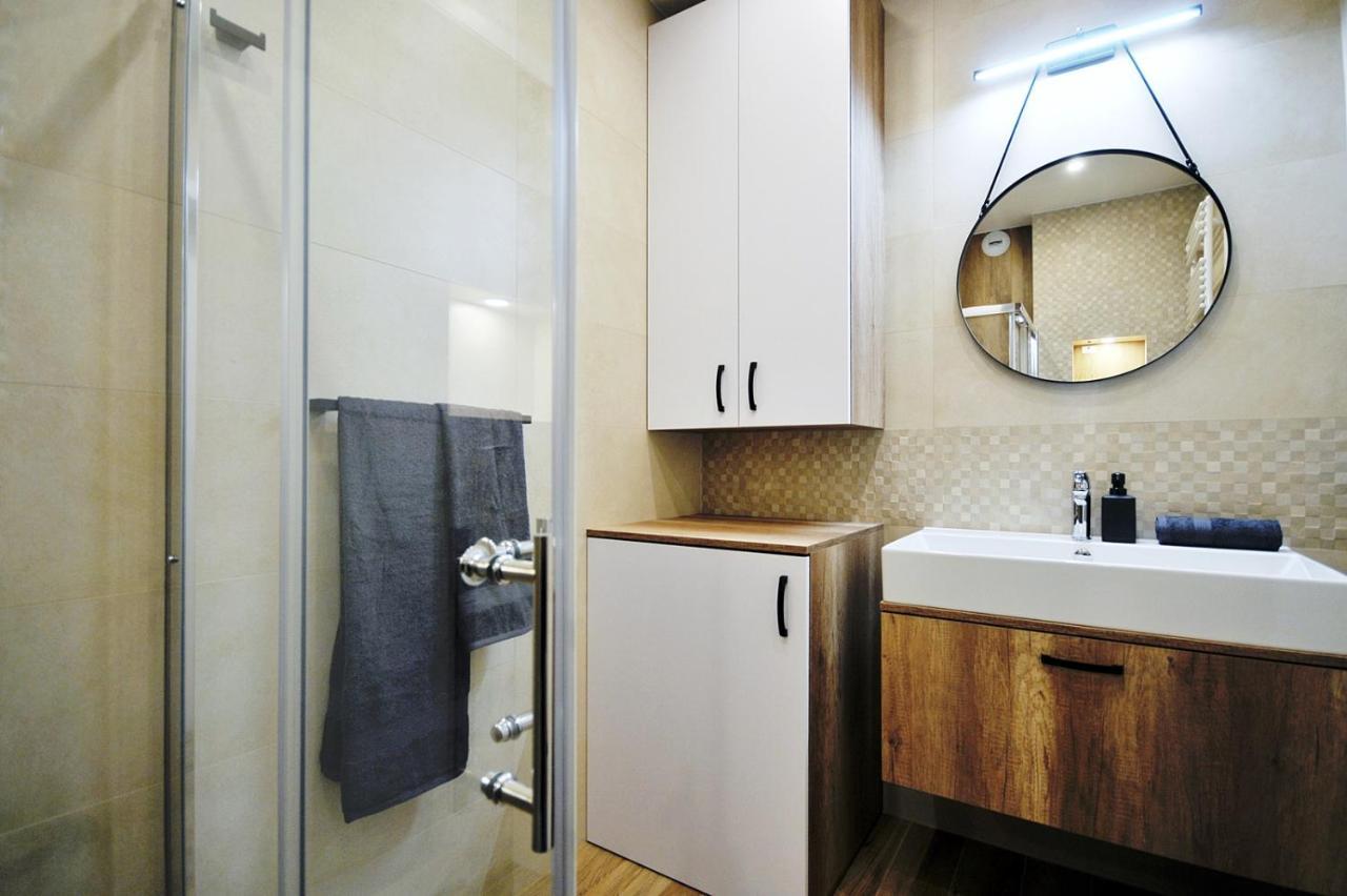 Apartament Za Swierkami 6 Osob , 3 Pokoje 코워브제크 외부 사진
