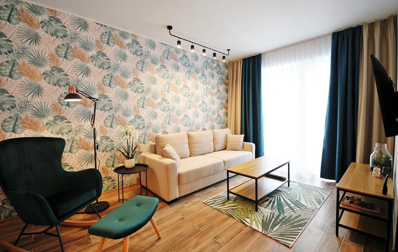 Apartament Za Swierkami 6 Osob , 3 Pokoje 코워브제크 외부 사진